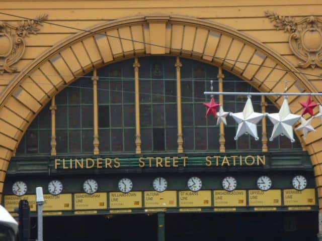 Flinders St Station – ‘clocks’ (2013)