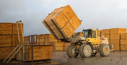 Shaving off time Canadian sawmill_volvo