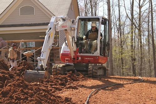 Pic 11 Takeuchi TB240 (1)