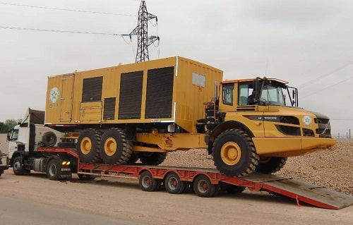 The Volvo A30F articulated hauler is equipped with the ‘box on the back’, delivering reliable service to all the machines around the mines. 