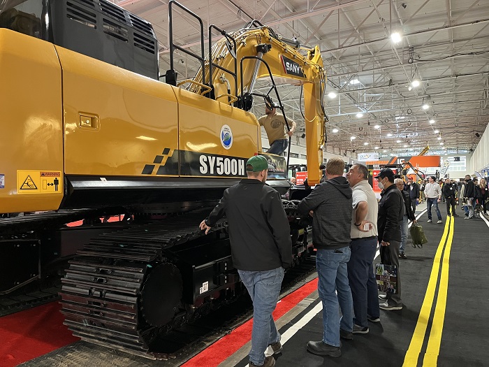 National Heavy Equipment Show Indoor Canada Expo
