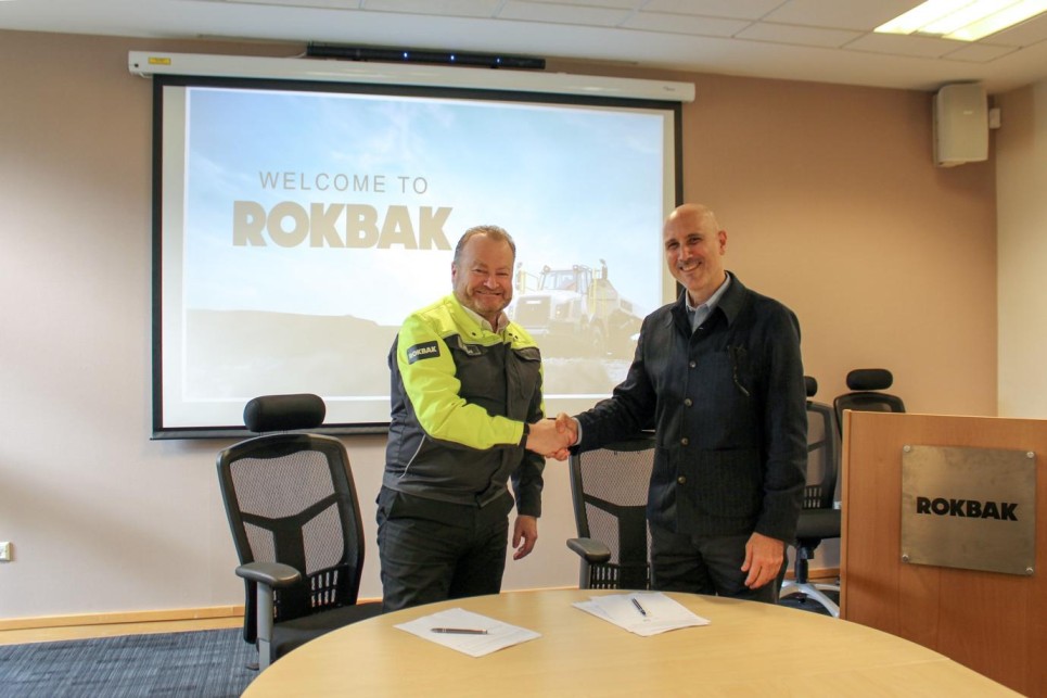 Rokbak Managing Director Paul Douglas and HMD CEO Mathew Khouri.