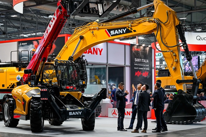 Samoter construction machinery fair