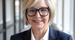 Viki Bell, Chief Executive of the Construction Equipment Associatio