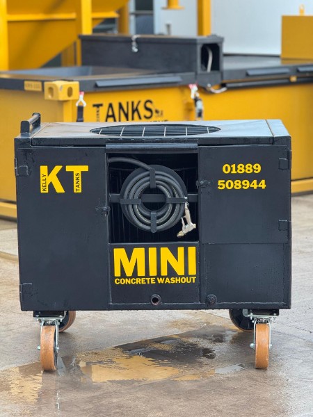 Kelly Tanks’ MINI